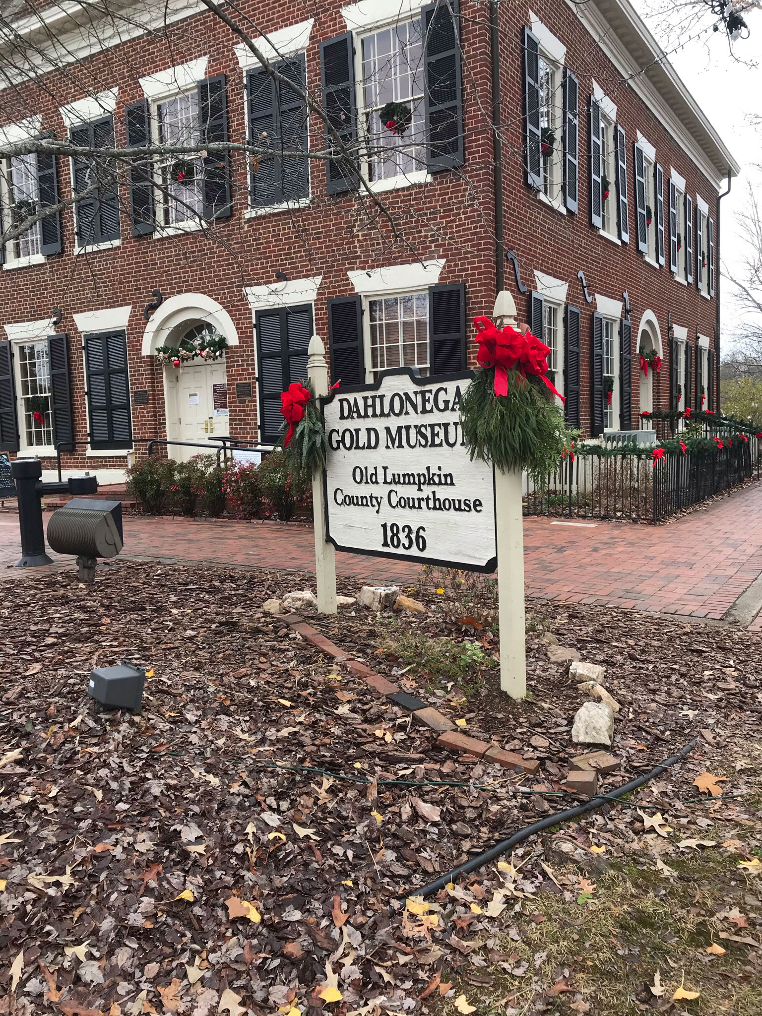 Gold Panning - Dahlonega Visitors Center